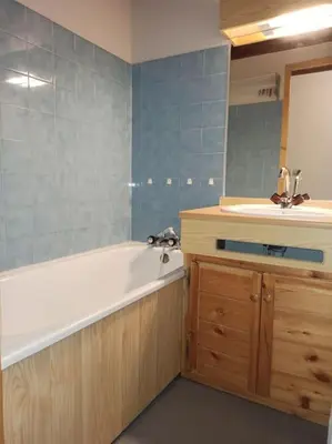 Salle de bains dans l'établissement Paradiski ski au pied vallandry