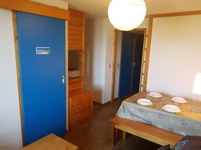 Télévision ou salle de divertissement dans l'établissement Paradiski bordure de pistes vallandry