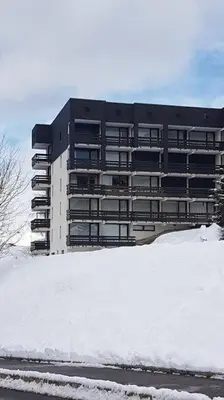 L'établissement Paradiski proche des pistes plan peisey en hiver