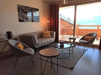 Coin salon dans l'établissement Paradiski nouveau, calme et ensoleillé vallandry