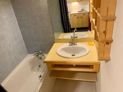 Salle de bains dans l'établissement Paradiski proche pistes et commerces vallandry