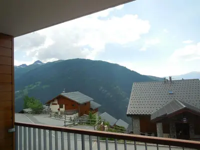 Vue générale sur la montagne ou vue sur la montagne depuis l'appartement