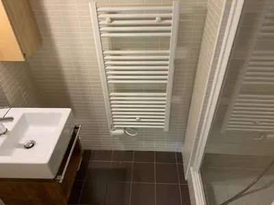 Salle de bains dans l'établissement Paradiski pied des pistes plan peisey