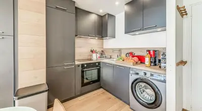 Cuisine ou kitchenette dans l'établissement Résidence PrÉmou - 2 pièces 4, 3 belle vue lac Grande Motte MAE-4264