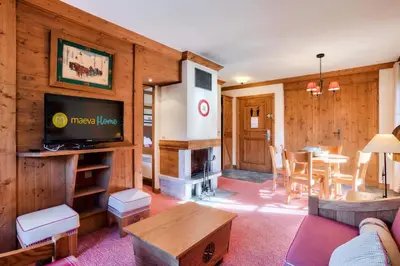 Télévision ou salle de divertissement dans l'établissement Résidence Les Arcs 1950 Le Village - maeva Home - Appartement 2 pièces 4 personnes - Prestige MAE-0134