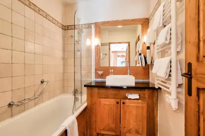 Salle de bains dans l'établissement Résidence Les Arcs 1950 Le Village - maeva Home - Appartement 2 pièces 4 personnes - Prestige MAE-0134