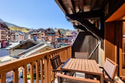 Vue générale sur la montagne ou vue sur la montagne depuis l'appartement