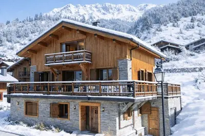 Vue générale sur la montagne ou vue sur la montagne depuis l'appartement