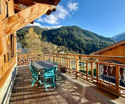 Vue générale sur la montagne ou vue sur la montagne depuis l'appartement