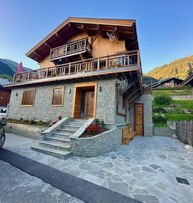 Vue générale sur la montagne ou vue sur la montagne depuis l'appartement