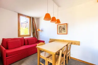 Coin salon dans l'établissement Résidence Les Chalets des Arolles - maeva Home - Studio 4 Personnes - Confort MAE-0024
