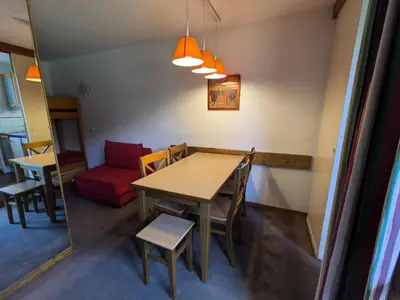 Coin salon dans l'établissement Résidence Les Chalets des Arolles - maeva Home - Studio 5 Personnes - Confort MAE-6414