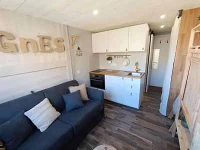 Cuisine ou kitchenette dans l'établissement Résidence Palafour - Studette cosy entièrement rénovée. MAE-3894
