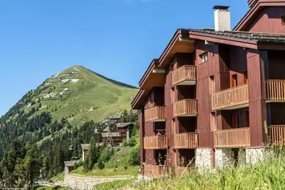 Vue générale sur la montagne ou vue sur la montagne depuis l'appartement