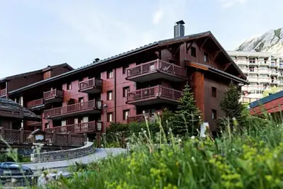 Vue générale sur la montagne ou vue sur la montagne depuis l'appartement