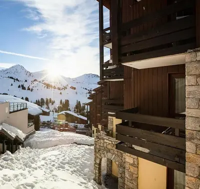 Vue générale sur la montagne ou vue sur la montagne depuis l'appartement