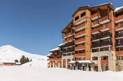 Vue générale sur la montagne ou vue sur la montagne depuis l'appartement
