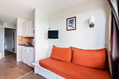 Cuisine ou kitchenette dans l'établissement Résidence Les Constellations - maeva Home - Studio 5 Personnes Sélection MAE-3766