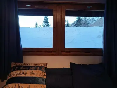 Un ou plusieurs lits dans un hébergement de l'établissement Grand T3 à Val d'Isère avec deux salles de bain - FR-1-411-898