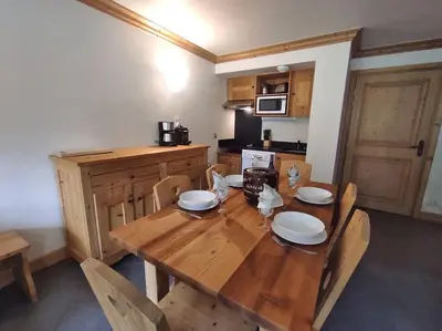 Cuisine ou kitchenette dans l'établissement L’Epidote