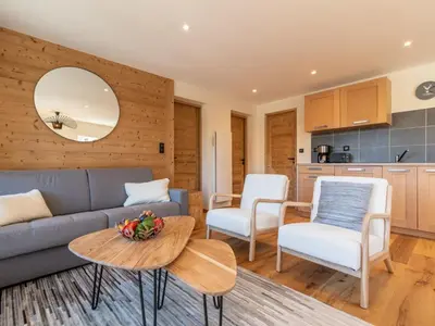 Cuisine ou kitchenette dans l'établissement Apartment Chalet Club - Val Claret-8 by Interhome