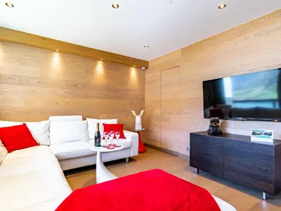Télévision ou salle de divertissement dans l'établissement Apartment Le Shamrock - Le Lac-6 by Interhome