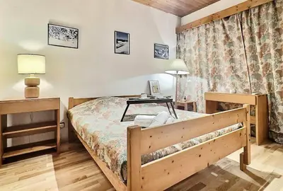 Un ou plusieurs lits dans un hébergement de l'établissement Résidence Hameaux De Val - Grand T3 avec deux salles de bain au sein d'une résidence calme proche de toutes commodités MAE-1974