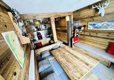 Cuisine ou kitchenette dans l'établissement Résidence Verdets Ii - Superbe studio entièrement rénové à deux pas du centre village MAE-1984
