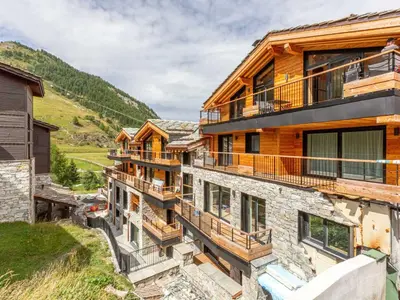 Vue générale sur la montagne ou vue sur la montagne depuis l'appartement