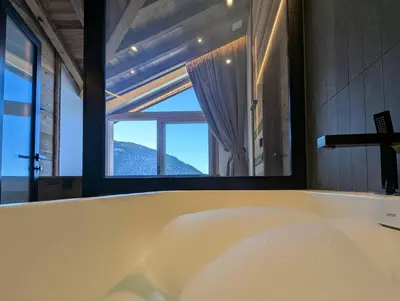 Salle de bains dans l'établissement Luxury Property Paradiski incl Swim Pool I Sauna I Hammam