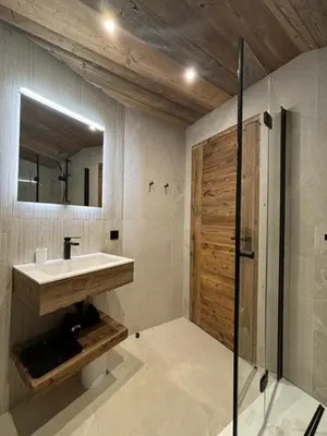Salle de bains dans l'établissement Luxury Property Paradiski incl Swim Pool I Sauna I Hammam