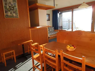 Coin salon dans l'établissement Appartement lumineux 60m² · 2 ch. · Balcon · WIFI · Parking - FR-1-346-557