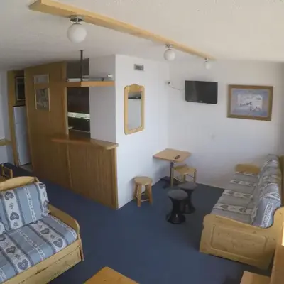 Appartement lumineux 60m² · 2 ch. · Balcon · WIFI · Parking - FR-1-346-557