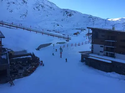 L'établissement Studio Arc 2000 en hiver