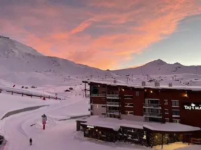 L'établissement Studio Arc 2000 en hiver