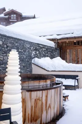 L'établissement Chalet Chalmers en hiver