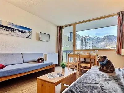 Vue générale sur la montagne ou vue sur la montagne depuis l'appartement