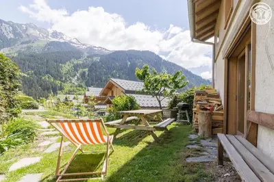 Vue générale sur la montagne ou vue sur la montagne depuis l'appartement