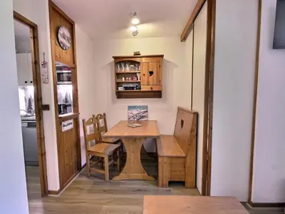Cuisine ou kitchenette dans l'établissement Studio 4 personnes à Vallandry, proche des pistes - FR-1-411-907