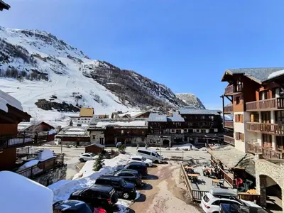 Vue générale sur la montagne ou vue sur la montagne depuis l'appartement