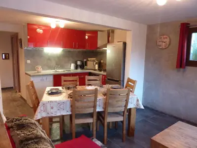 Cuisine ou kitchenette dans l'établissement Chalet le chamois