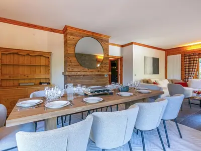 Plan de l'établissement Appartement spacieux avec sauna, cheminée, wifi et garage - Val d'Isère - FR-1-694-336
