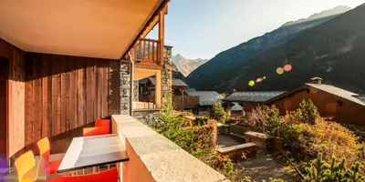 Vue générale sur la montagne ou vue sur la montagne depuis l'appartement