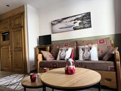Coin salon dans l'établissement Sefcotel - Studio Cabine COSY MAE-3024
