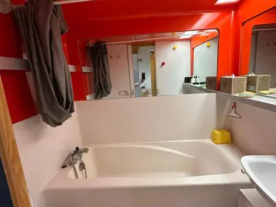 Salle de bains dans l'établissement Duplex lumineux au calme avec balcon - FR-1-346-560
