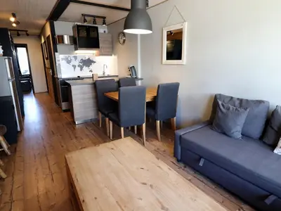 Cuisine ou kitchenette dans l'établissement Appartement confortable au pied des pistes - 6 personnes - FR-1-502-546