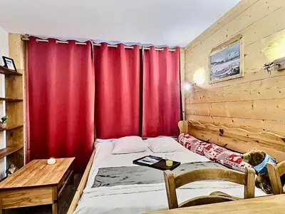 Un ou plusieurs lits dans un hébergement de l'établissement Sublime T2 rénové proche centre Val Claret pour 6 personnes - FR-1-411-914