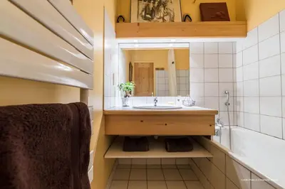 Salle de bains dans l'établissement Ancolie 1er