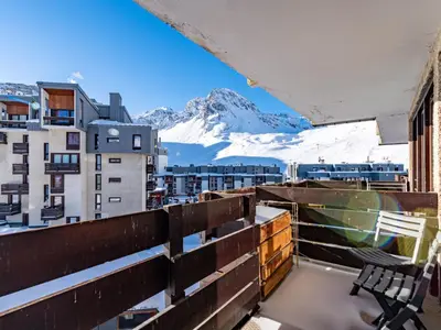 Vue générale sur la montagne ou vue sur la montagne depuis l'appartement