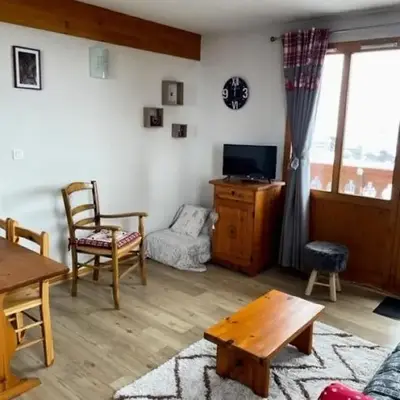 Résidence Carene - Appartement · Proche des pistes · Balcon MAE-8151